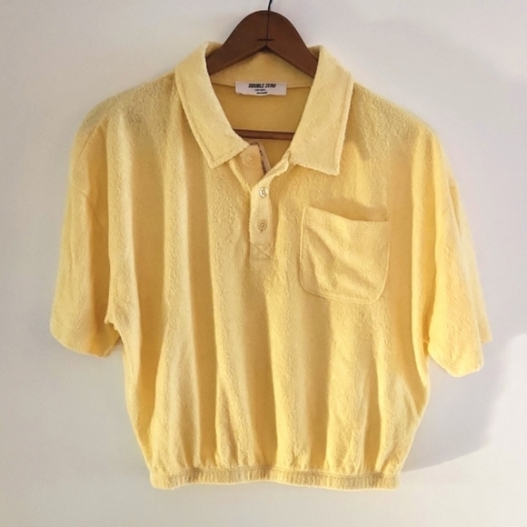 Yellow soft cropped t shirt with collar - Picture 1 of 5